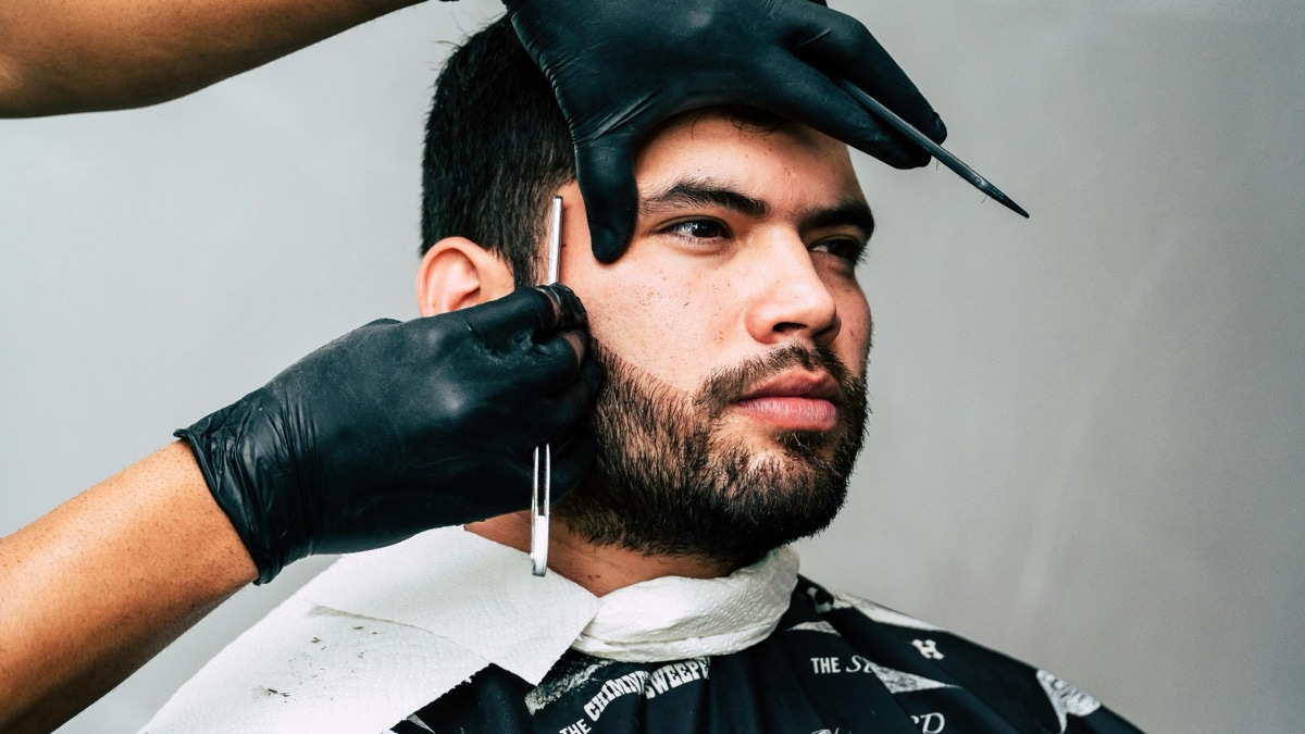 5 Red Flags Of A Bad Hair Stylist